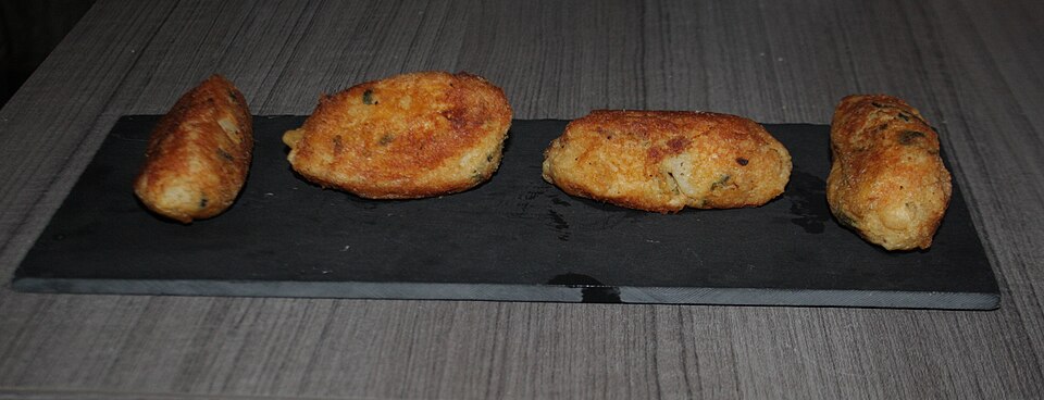 albóndigas de bacalao - Traditional Spain dish