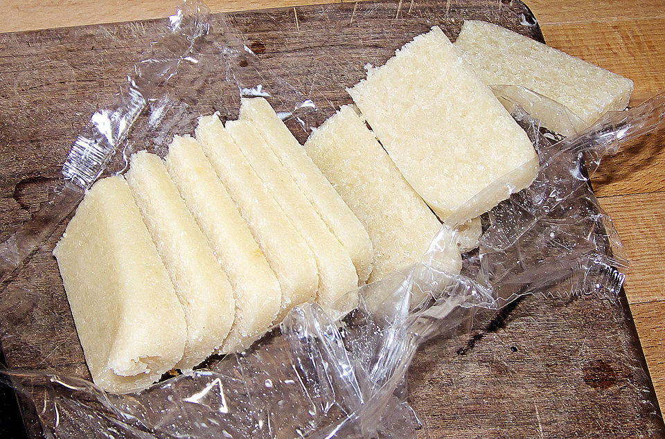 almond paste - Traditional Türkiye dish