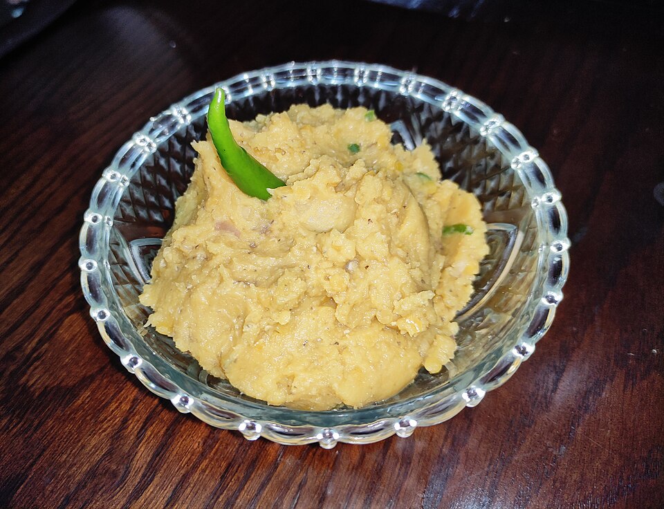 Alu Bhorta - Traditional India dish