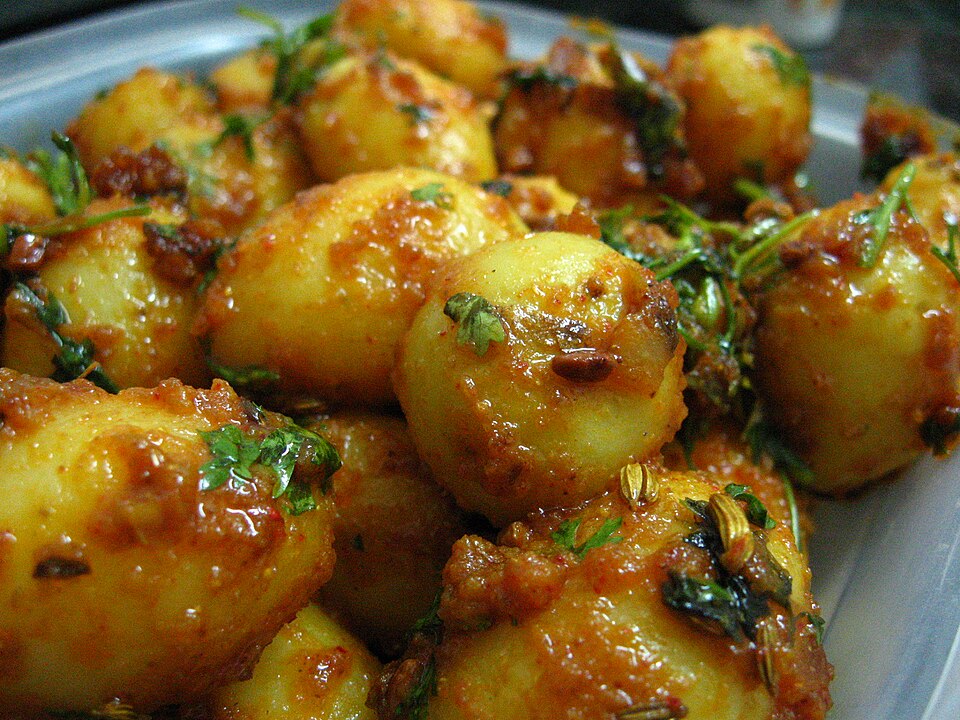 alur dom - Traditional India dish