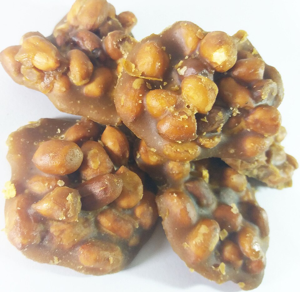 ampyang - Traditional Indonesia dish