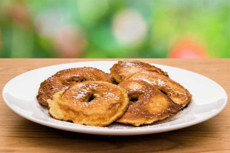 Apfelküchle - Traditional Germany dish
