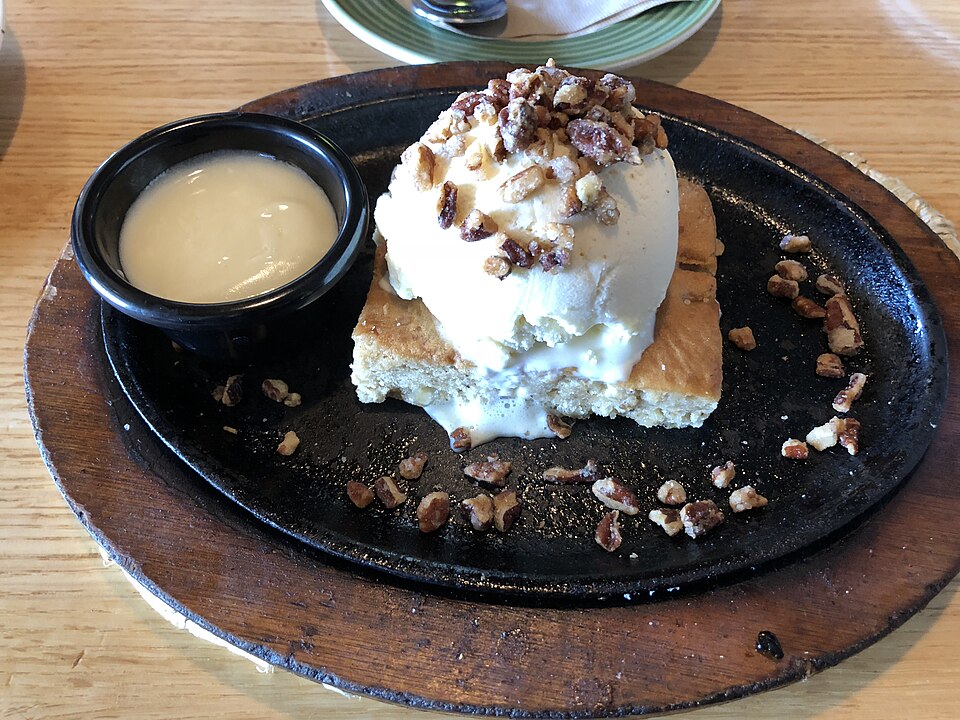 Applebee's Butter Pecan Blondie - Traditional United States of America dish