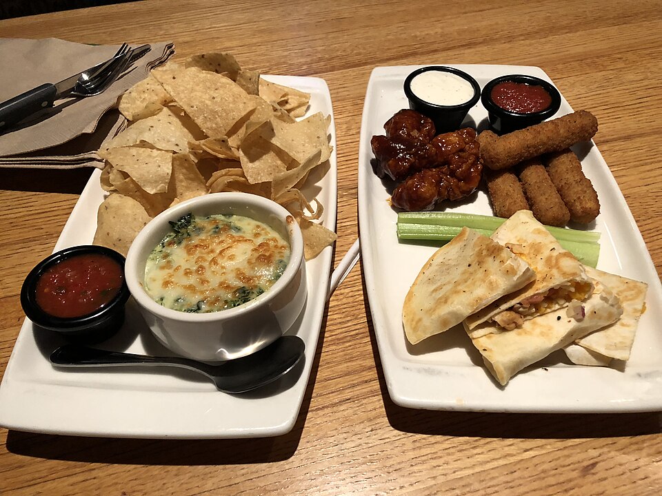 Applebee's Classic Combo - Traditional United States of America dish