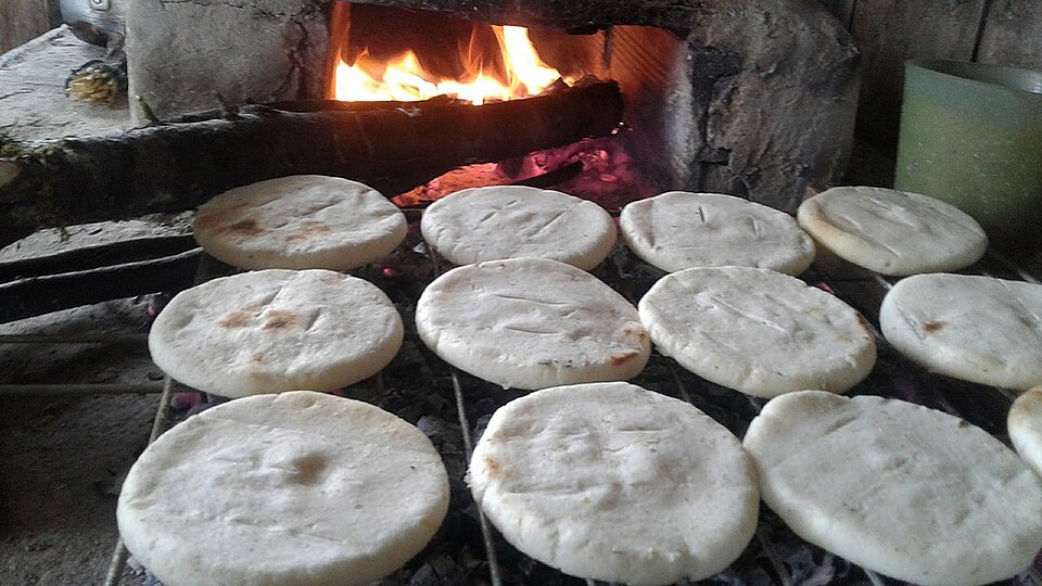 arepa pelada - Traditional Venezuela dish