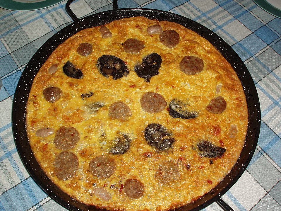 Arroz con costra - Traditional Spain dish