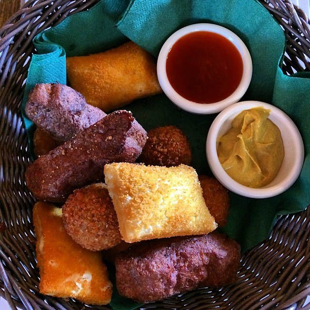 Bittergarnituur - Traditional Netherlands dish