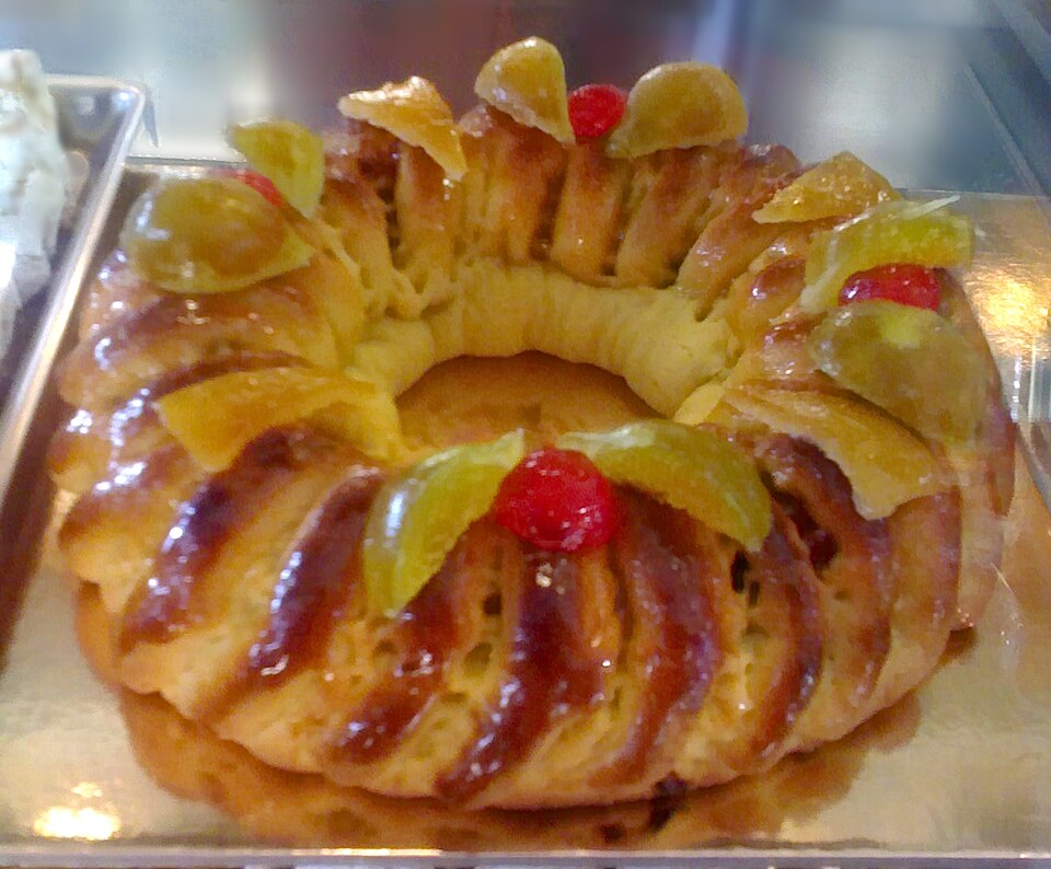 Buccellato - Traditional Italy dish