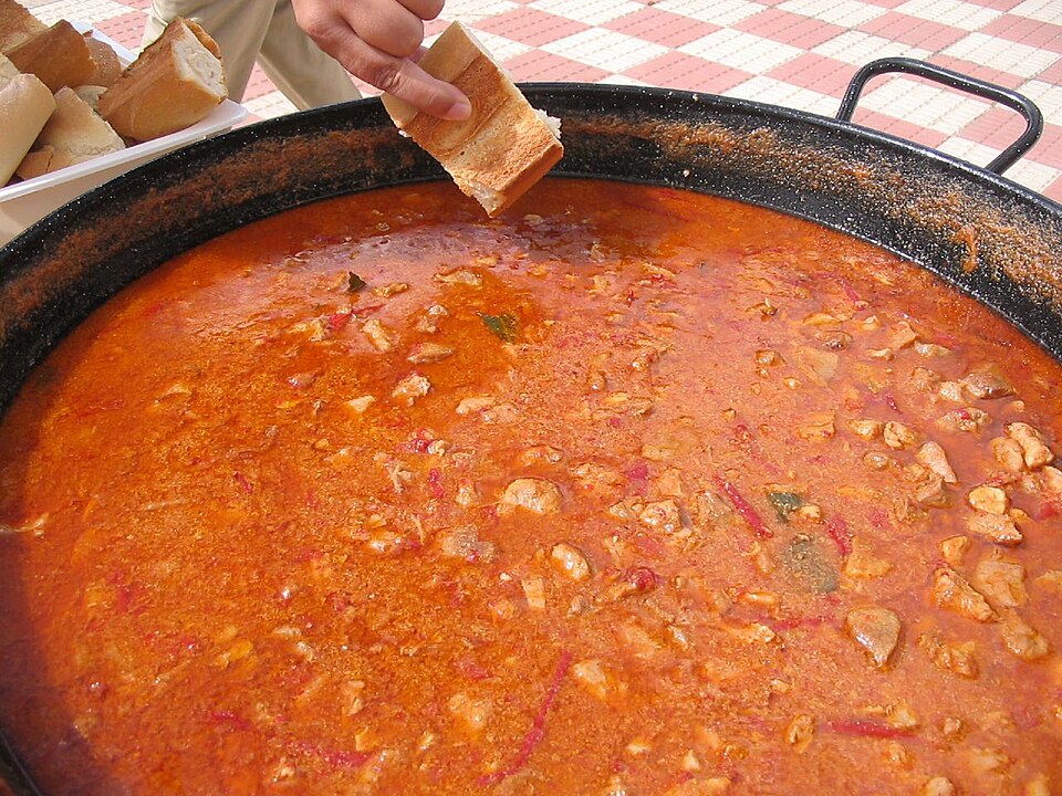 Caldereta manchega - Traditional Spain dish