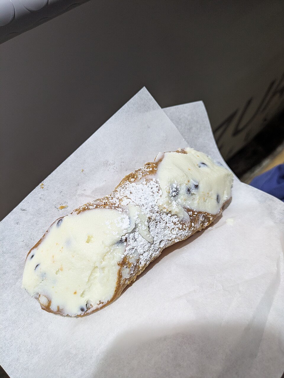 Cannolo tradizionale di Piana degli Albanesi e Santa Cristina Gela - Traditional Italy dish