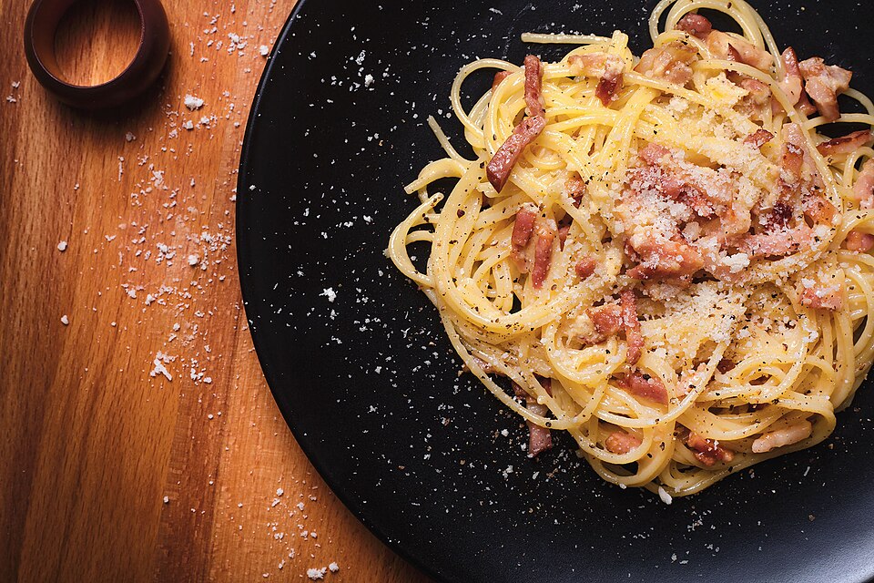 carbonara - Traditional Italy dish