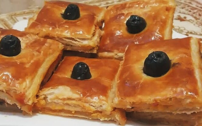 Cocas - Traditional Algeria dish