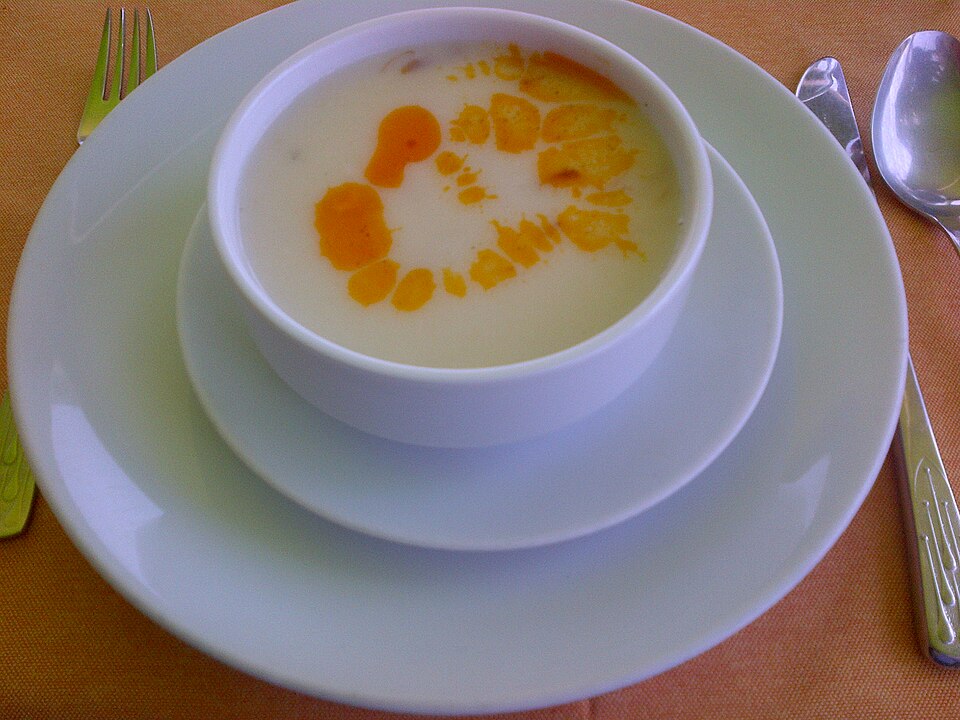 düğün çorbası - Traditional Türkiye dish
