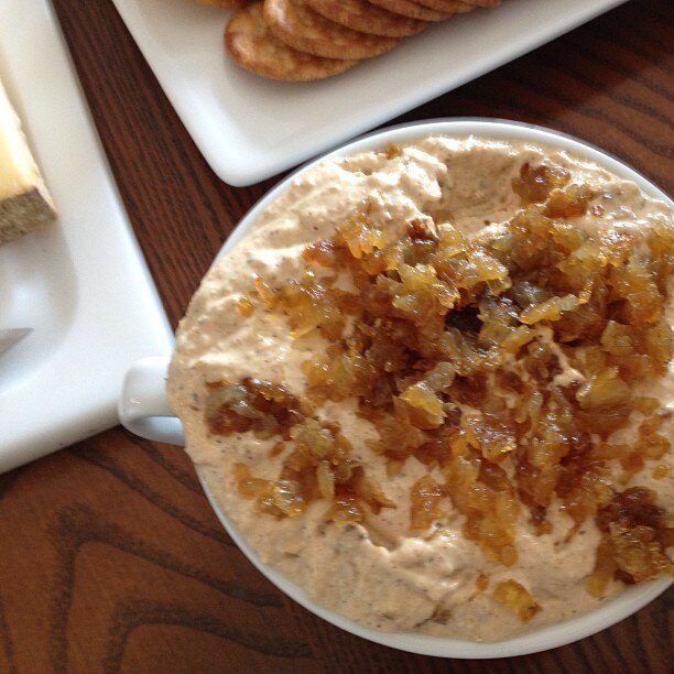 French onion dip - Traditional United States of America dish