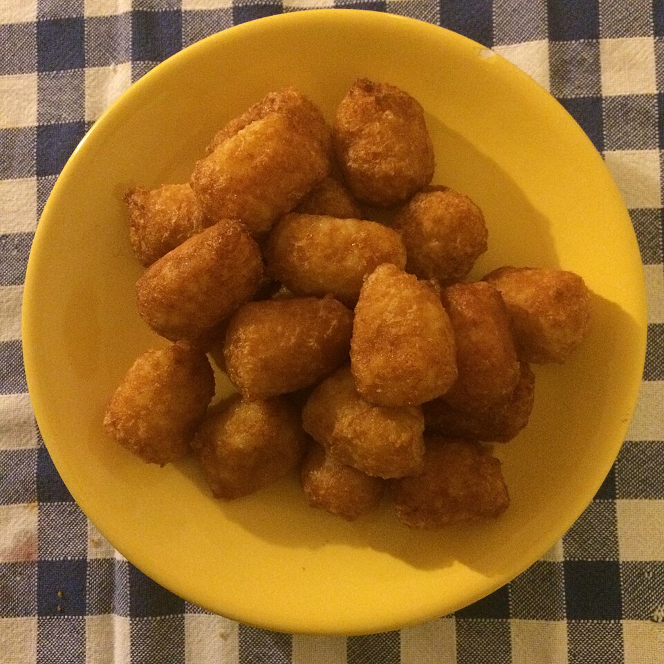 Frittelle di riso di san Giuseppe - Traditional Italy dish