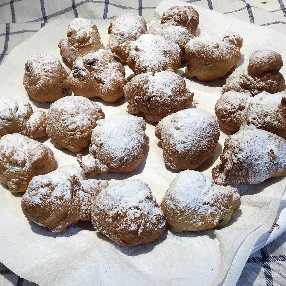 frittelle - Traditional Italy dish
