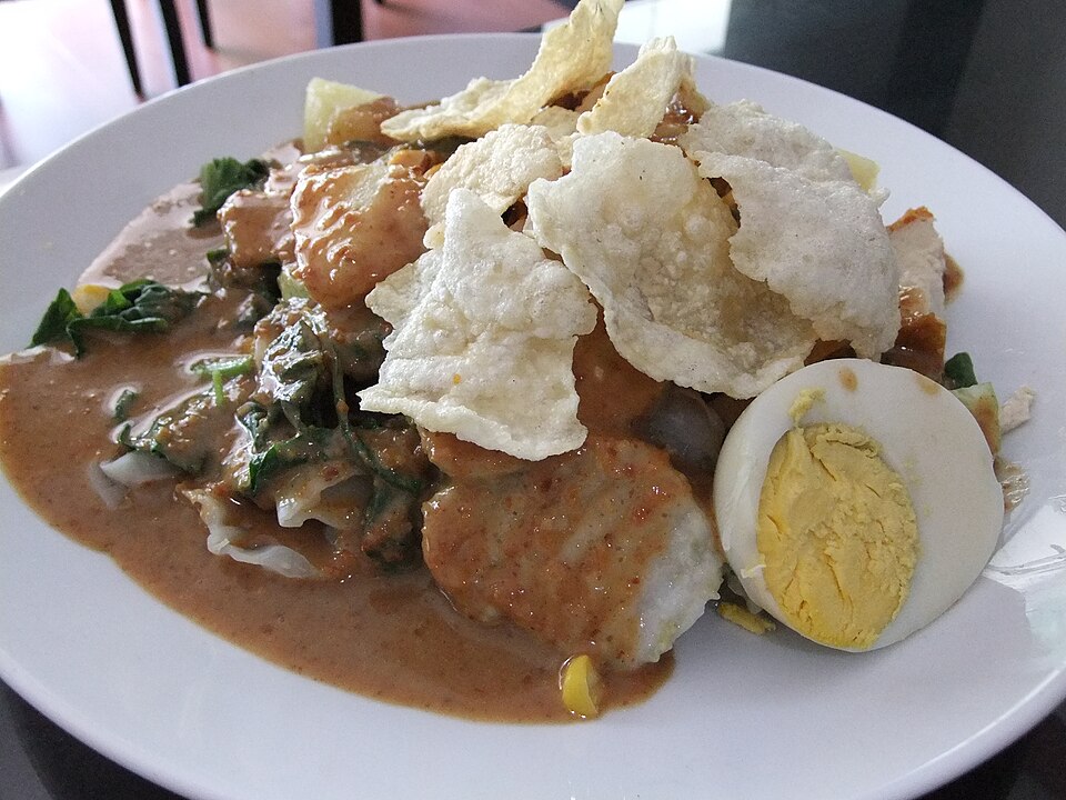 gado-gado - Traditional Indonesia dish
