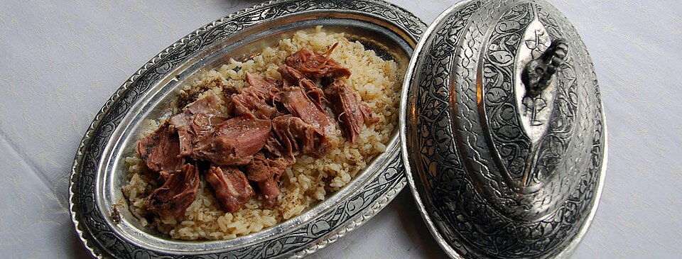 İskilip dolması - Traditional Türkiye dish