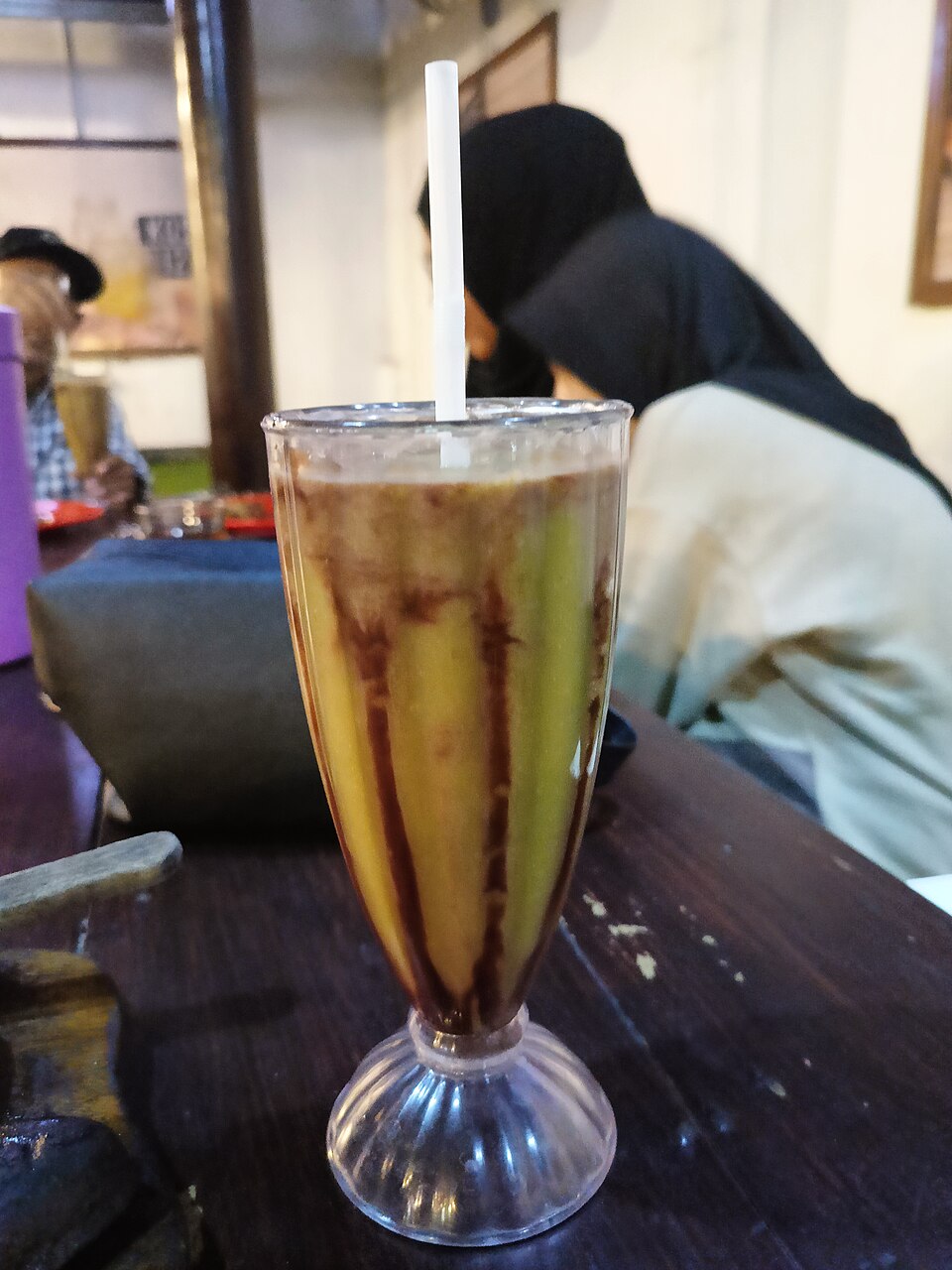 jus alpukat - Traditional Indonesia dish