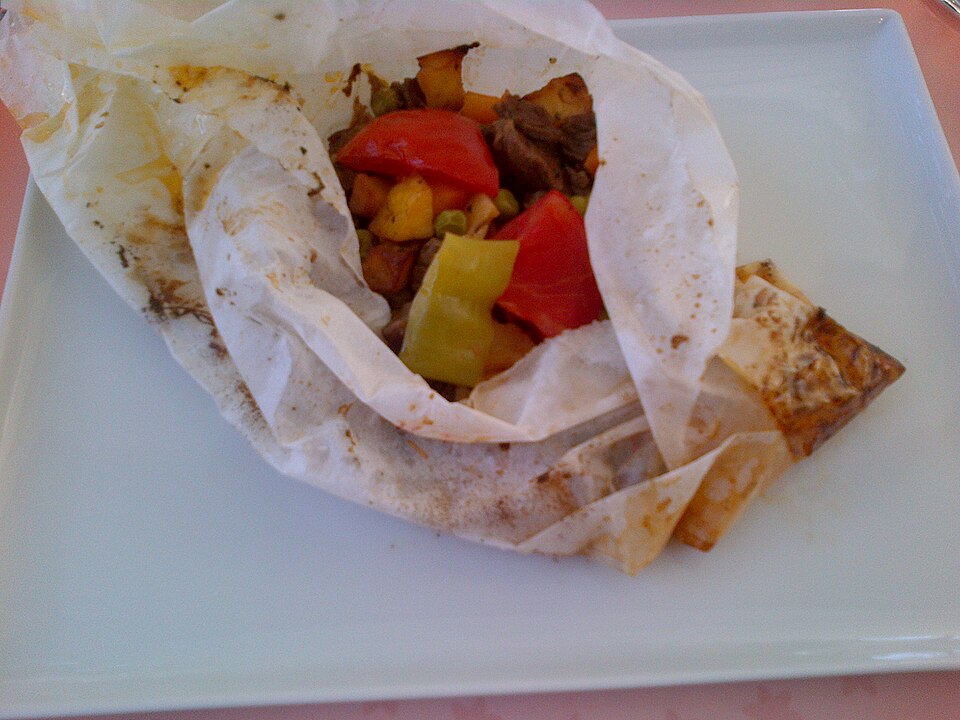kağıt kebabı - Traditional Türkiye dish