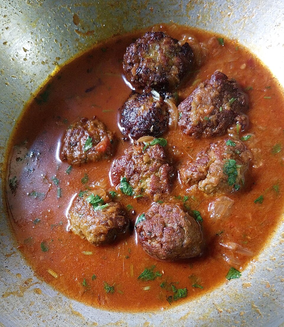 Kanchakolar kopta - Traditional India dish