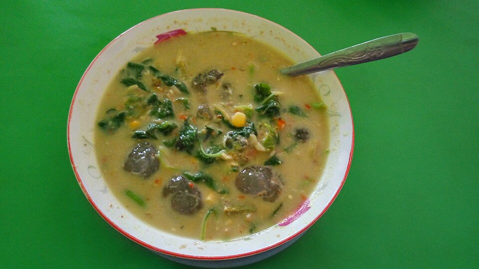 Kapurung - Traditional Indonesia dish