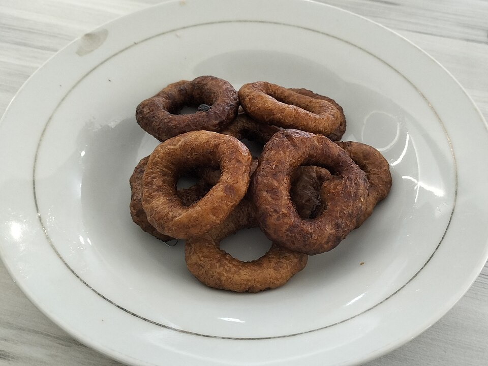 Kue Cincin - Traditional Indonesia dish