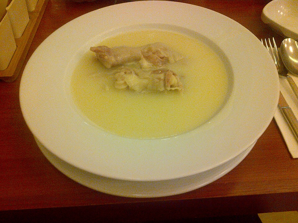 kuzu paça - Traditional Türkiye dish