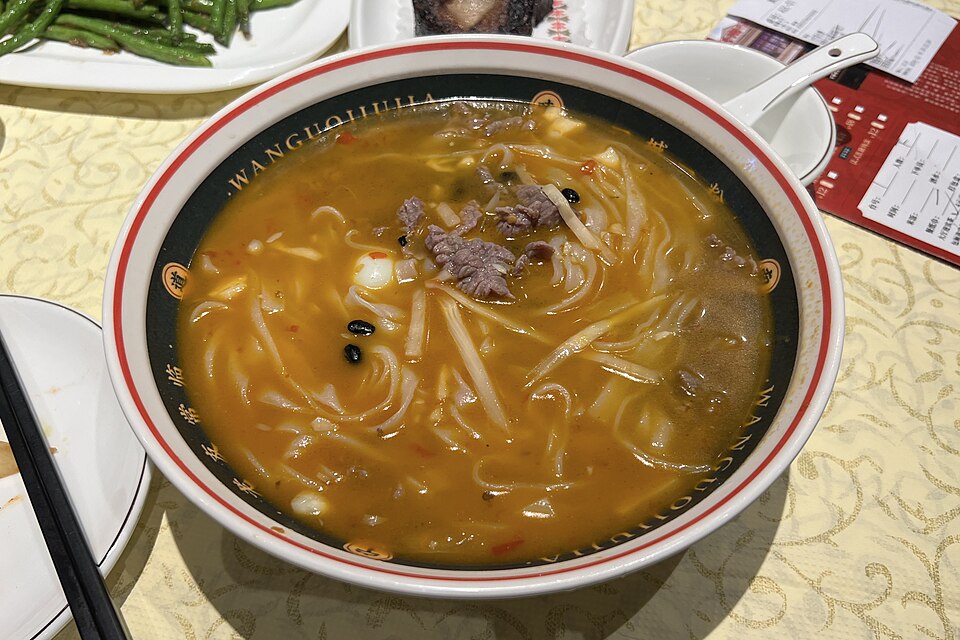 Laoyou Rice Noodles - Traditional China dish