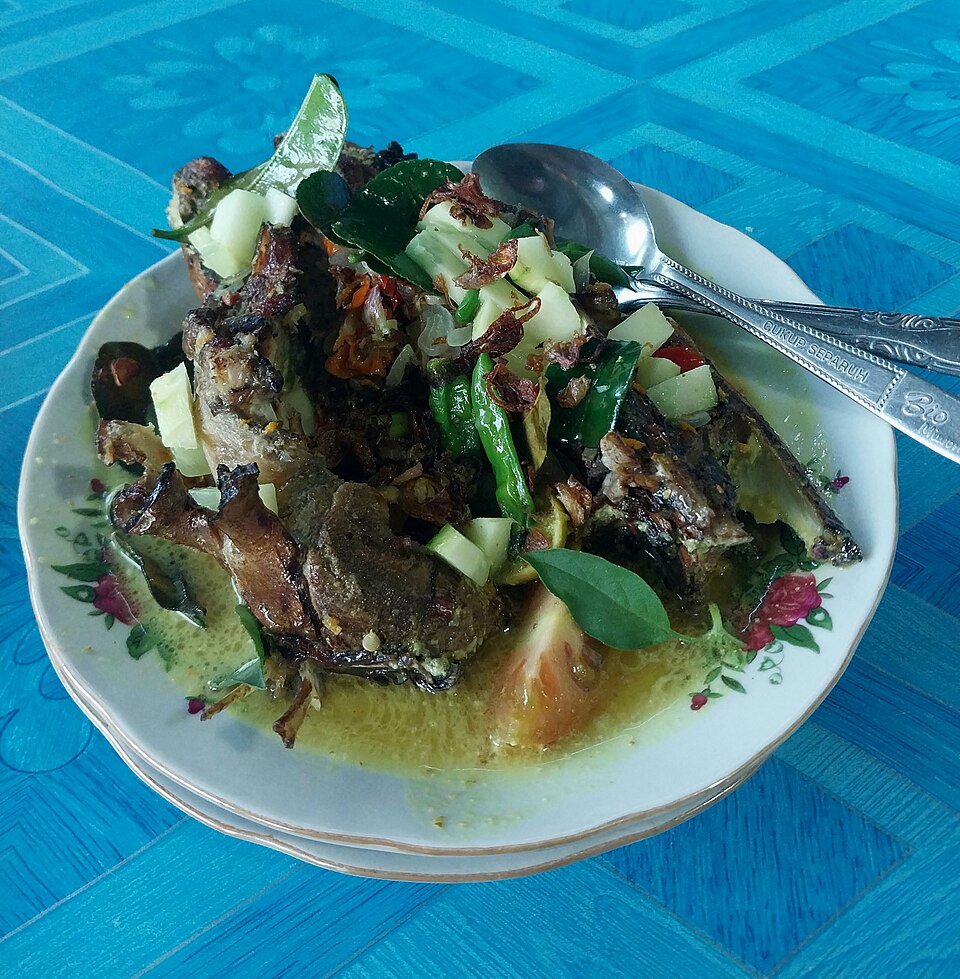 Mangut Ndas Manyung - Traditional Indonesia dish