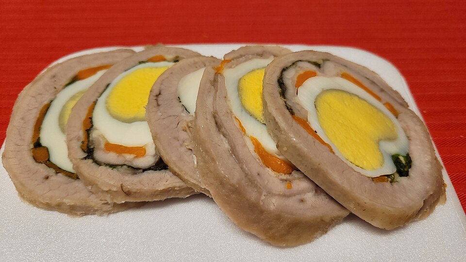 matambre arrollado - Traditional Argentina dish