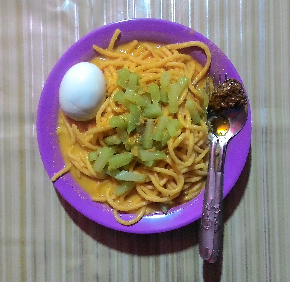Mi gomak - Traditional Indonesia dish