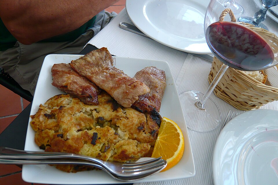 Migas alentejanas - Traditional Portugal dish