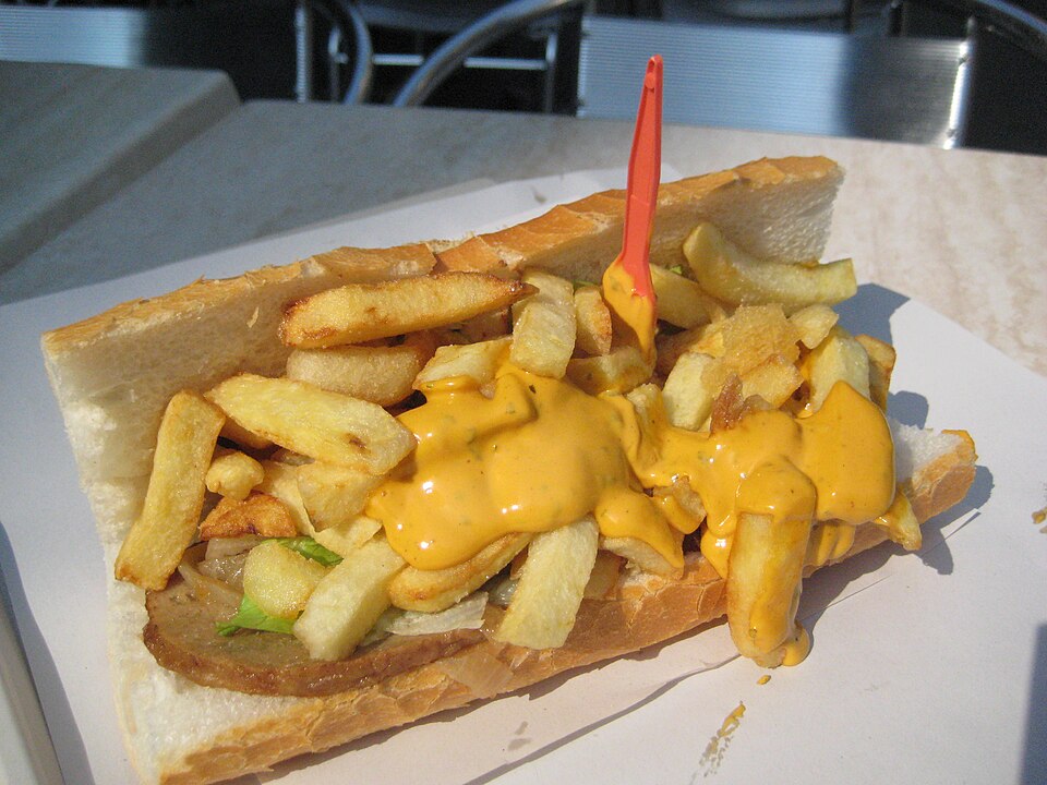 mitraillette - Traditional Belgium dish
