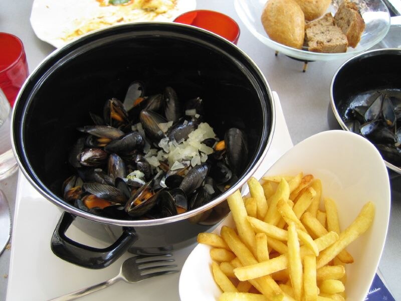 moules-frites - Traditional Belgium dish