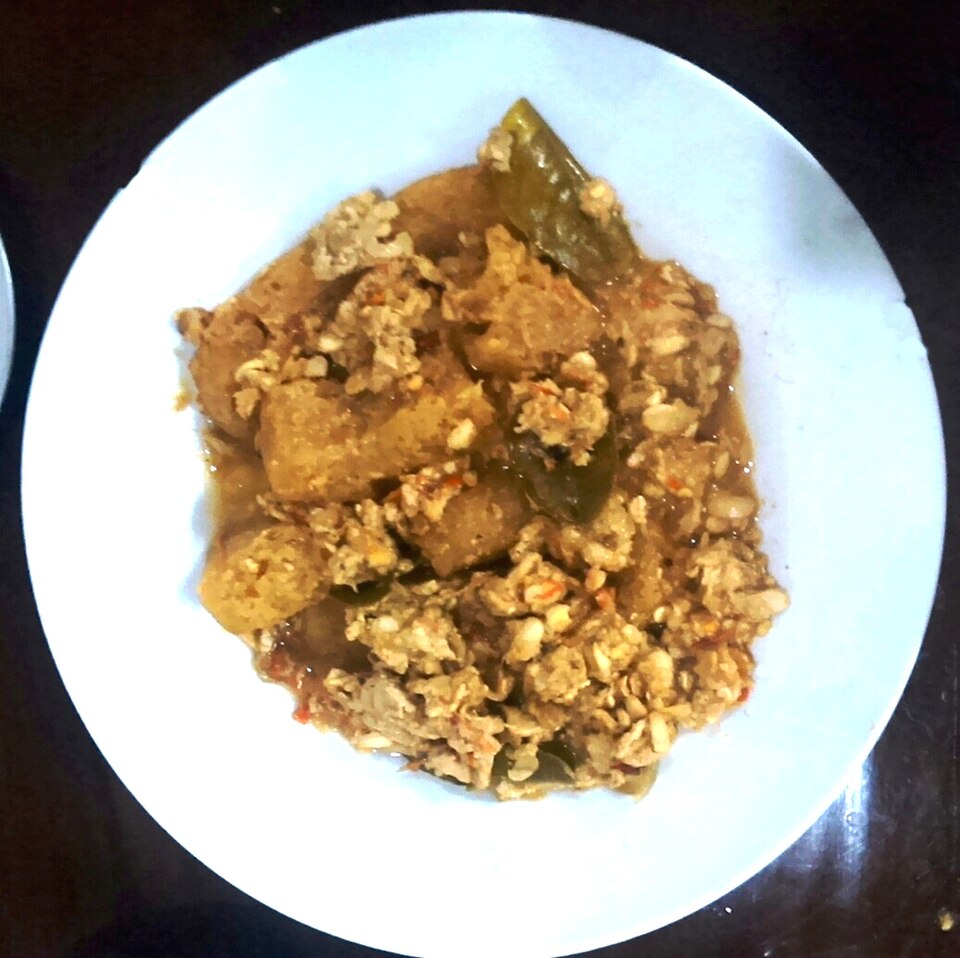 nasi tumpang - Traditional Indonesia dish