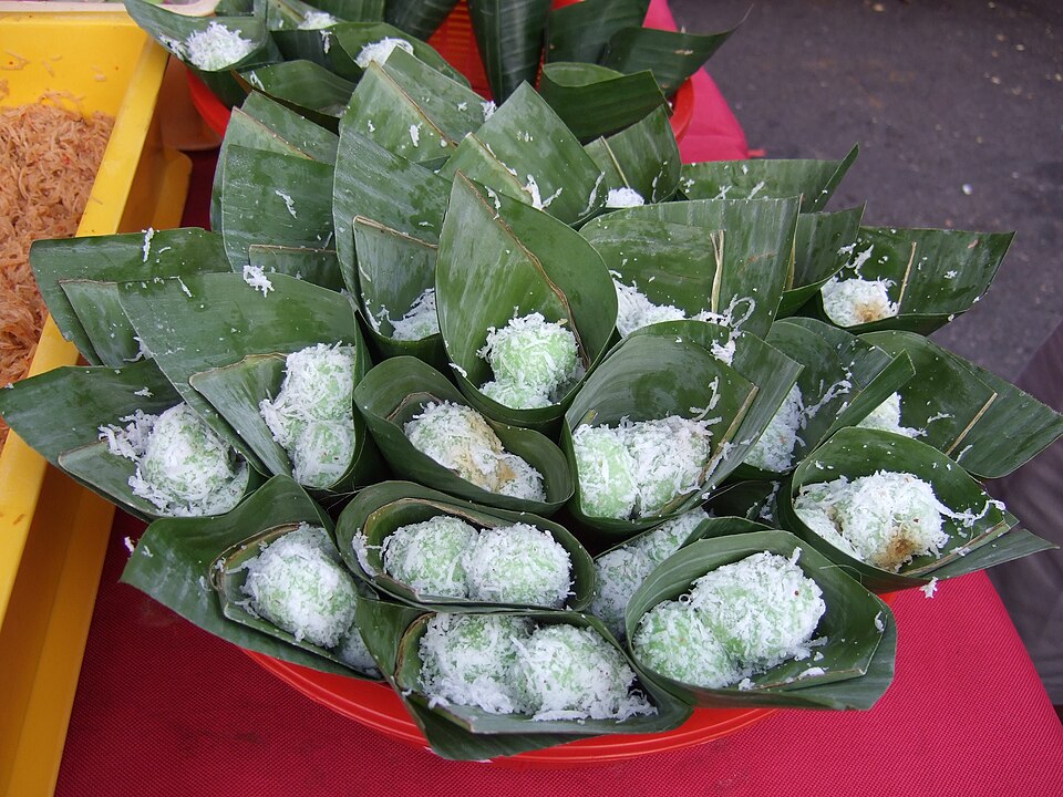 Onde-onde - Traditional Indonesia dish