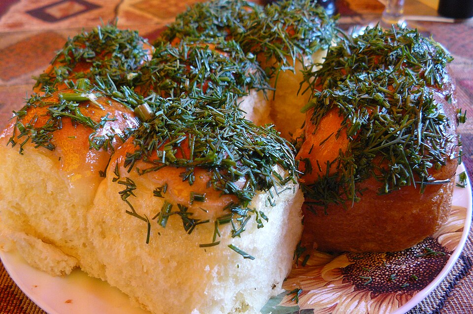 pampushka - Traditional Ukraine dish