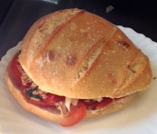 Pan-bagnat - Traditional France dish