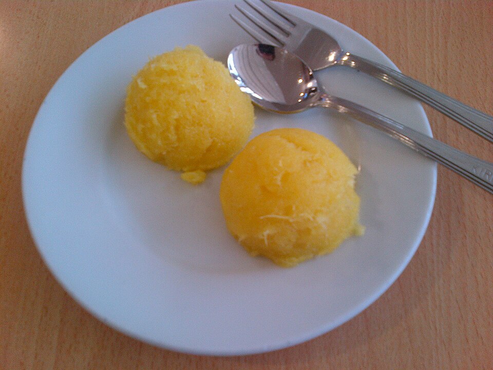 Peynir helva - Traditional Türkiye dish