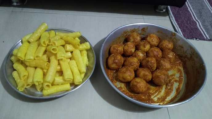 pipes and potatoes - Traditional India dish