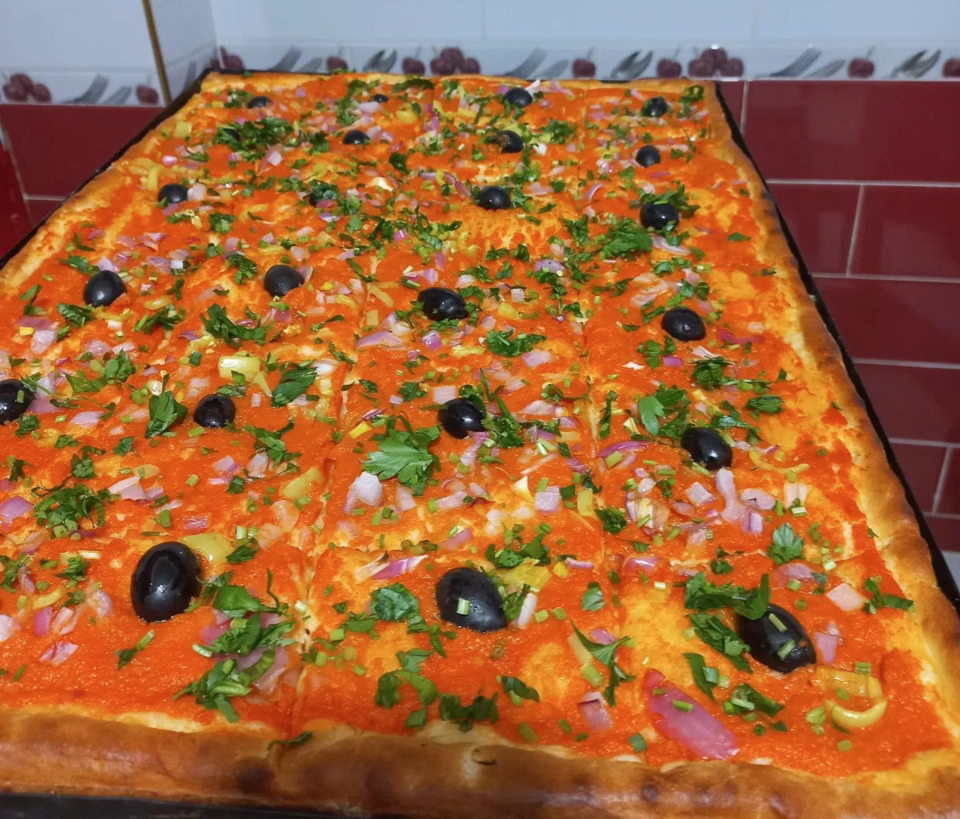 Pizza carrée - Traditional Algeria dish