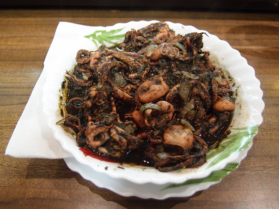 Pulpitos en su tinta - Traditional Spain dish
