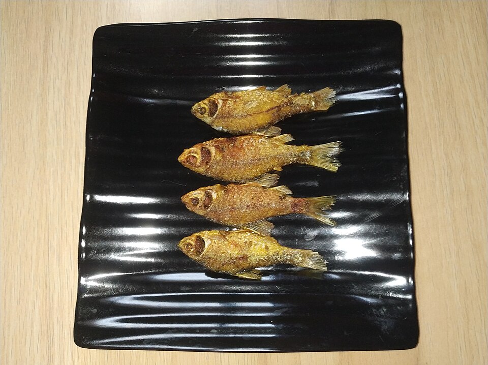 Punti machh bhaja - Traditional India dish