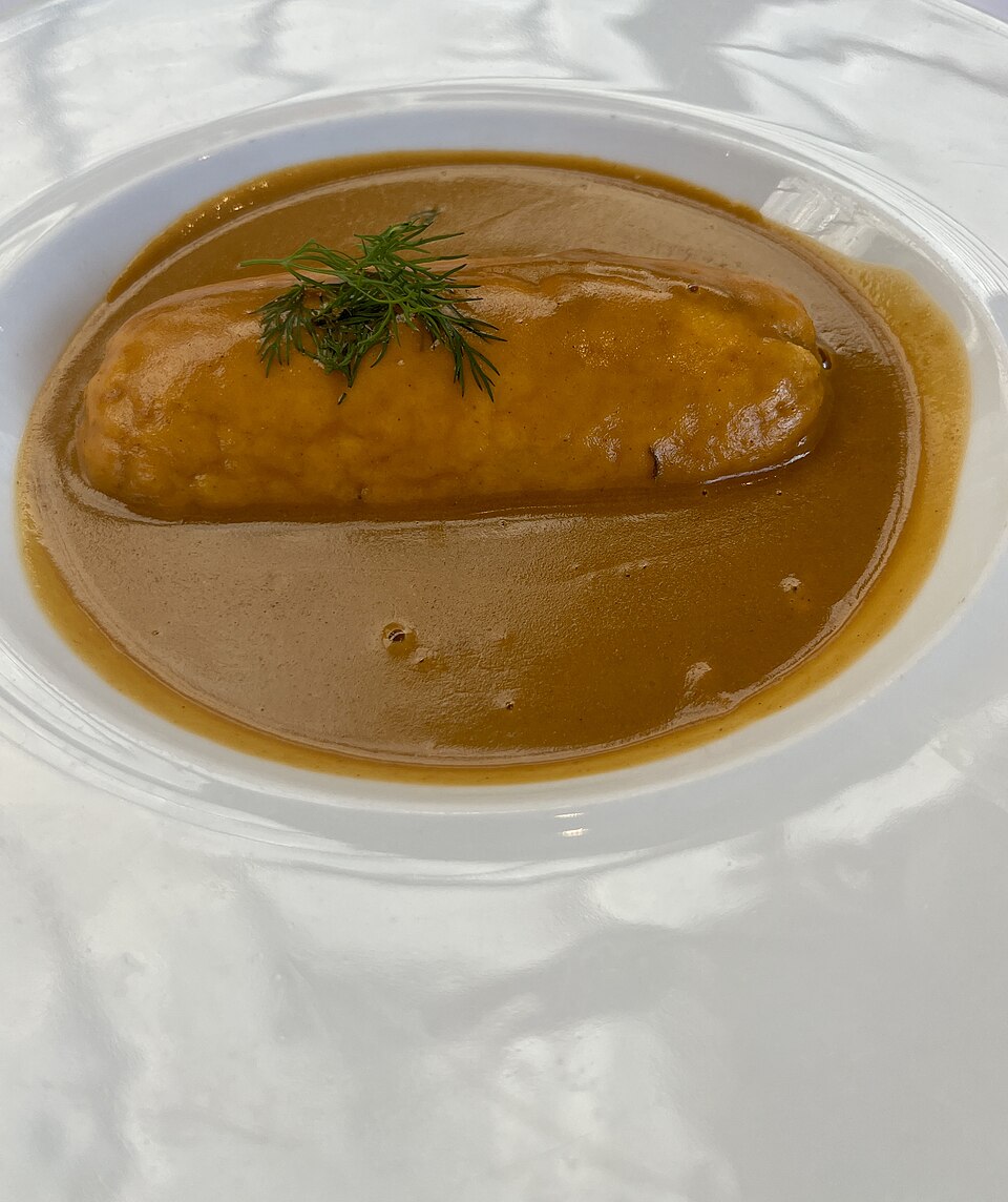 quenelles sauce Nantua - Traditional France dish