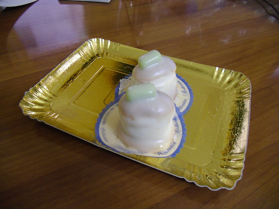 Raffiuoli - Traditional Italy dish