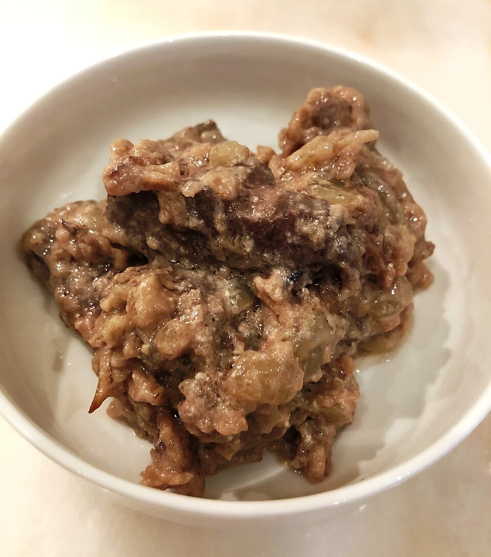 Печень по-строгановски - Traditional Russia dish