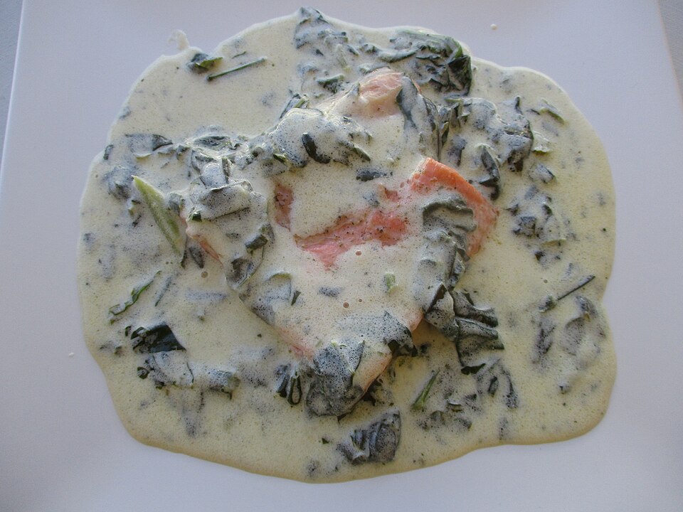 Saumon à l'oseille - Traditional France dish