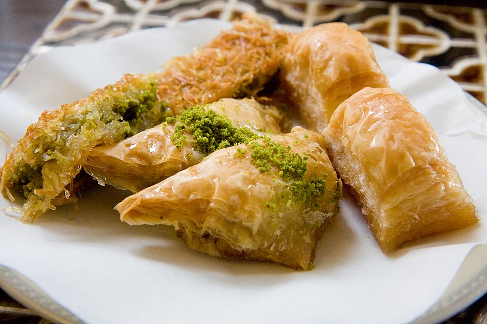 şöbiyet - Traditional Türkiye dish