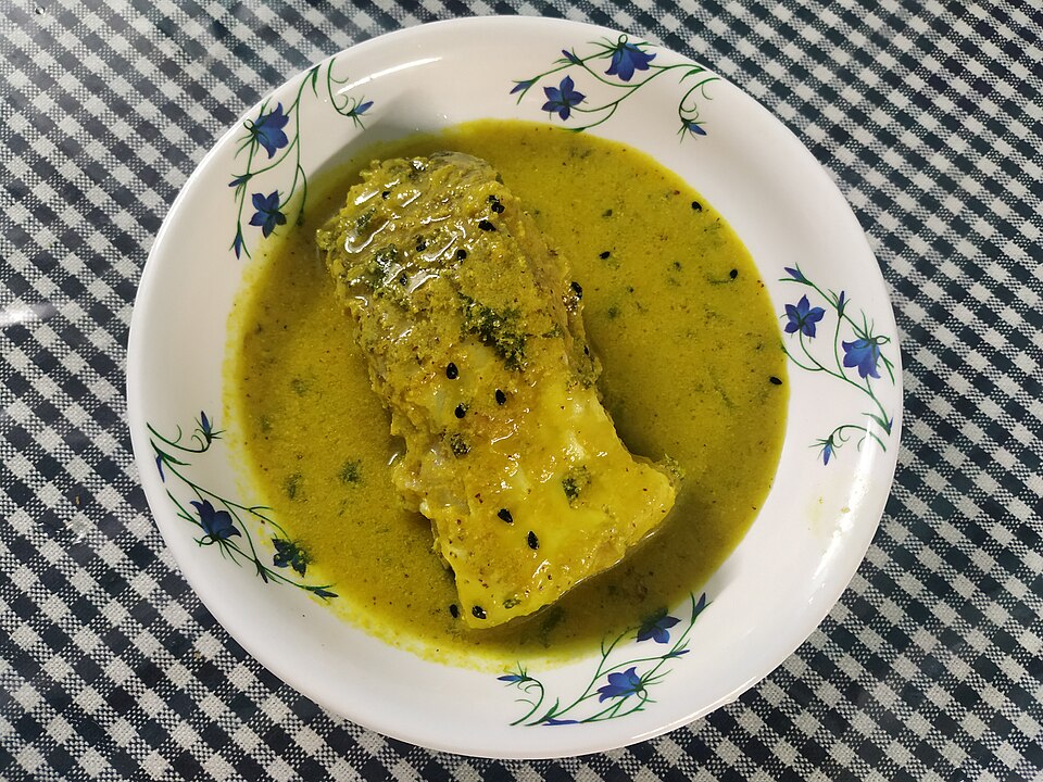 Sorputi machh vapa - Traditional India dish